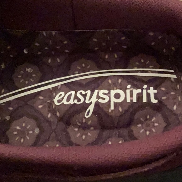 Easy Spirit Traveltime Clogs - Woman’s 8M - Picture 5 of 6